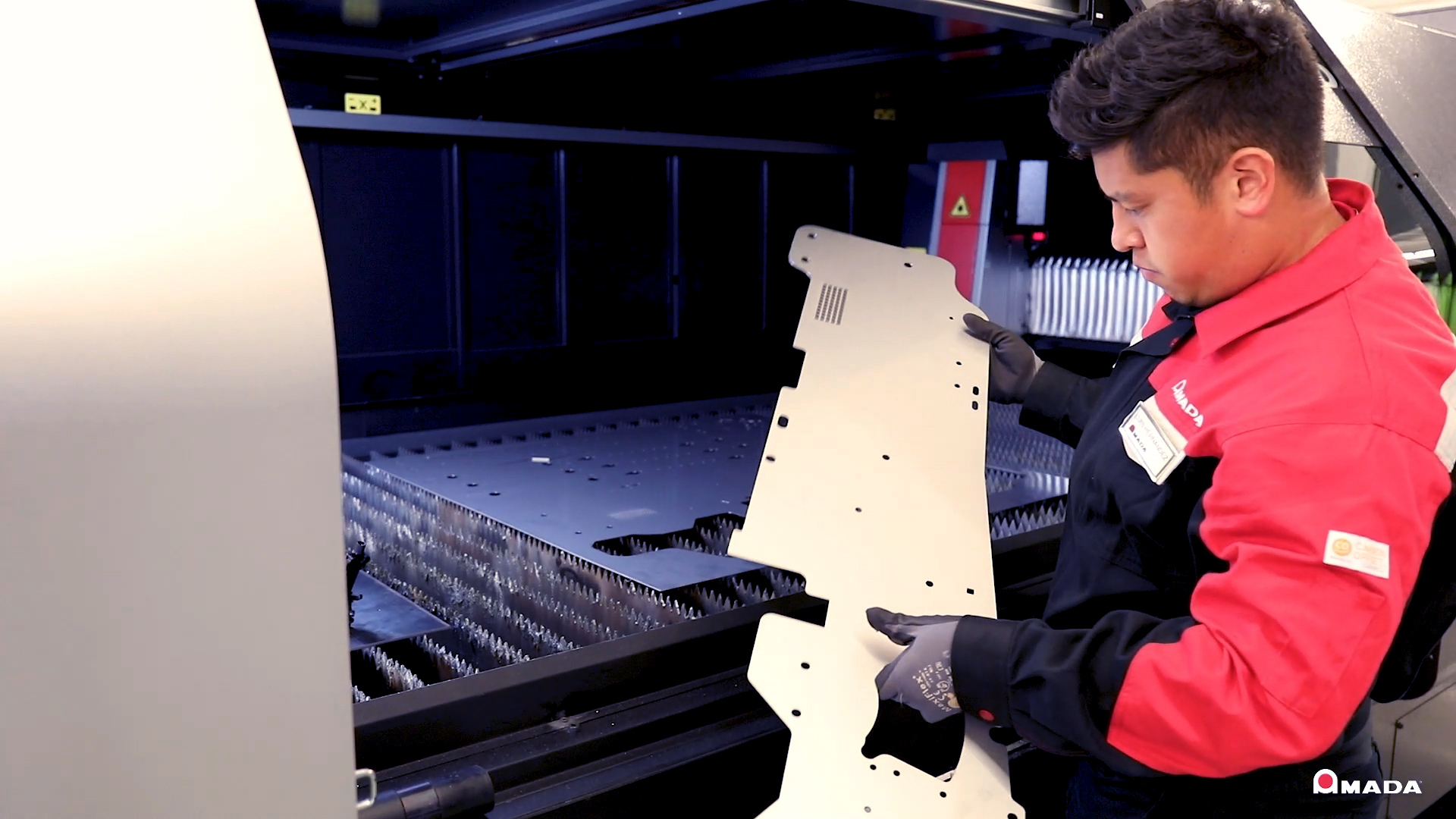 image of an AMADA application engineer