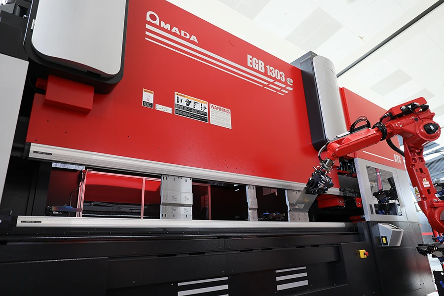 AMADA EGB 1303 ARse Eletric Automated Bending Machine
